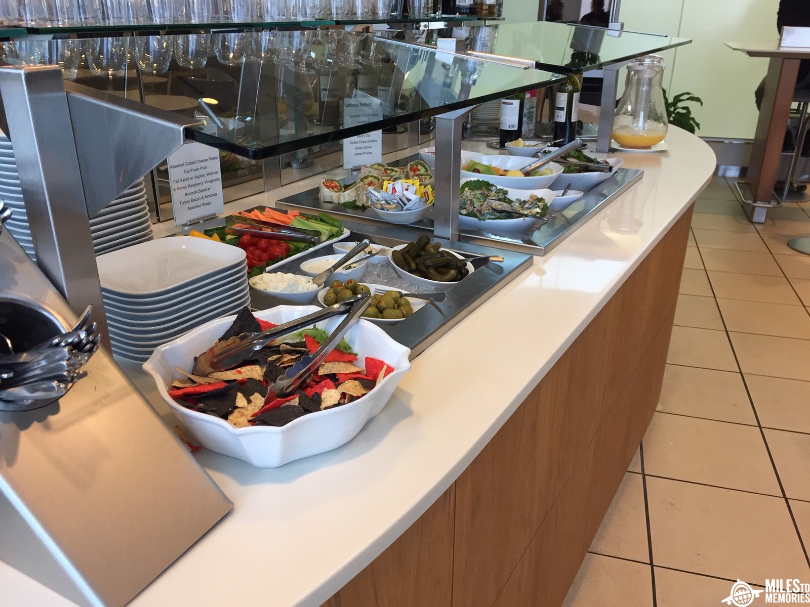 DTW Lufthansa Business Lounge Review Detroit Metro North Terminal