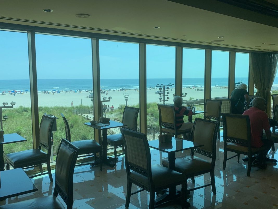 Caesars Rewards Diamond Lounge Rankings & Reviews (Atlantic City)