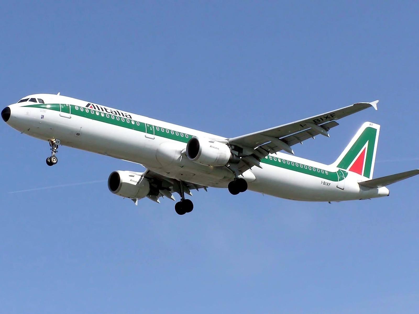 You Will Soon Be Able to Book an Alitalia Flight Once Again - Miles to Memories