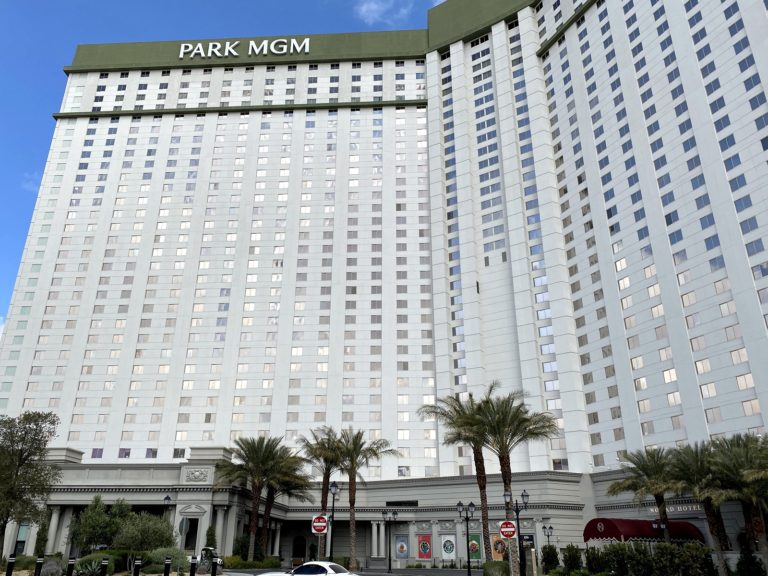 is the park casino an mgm property