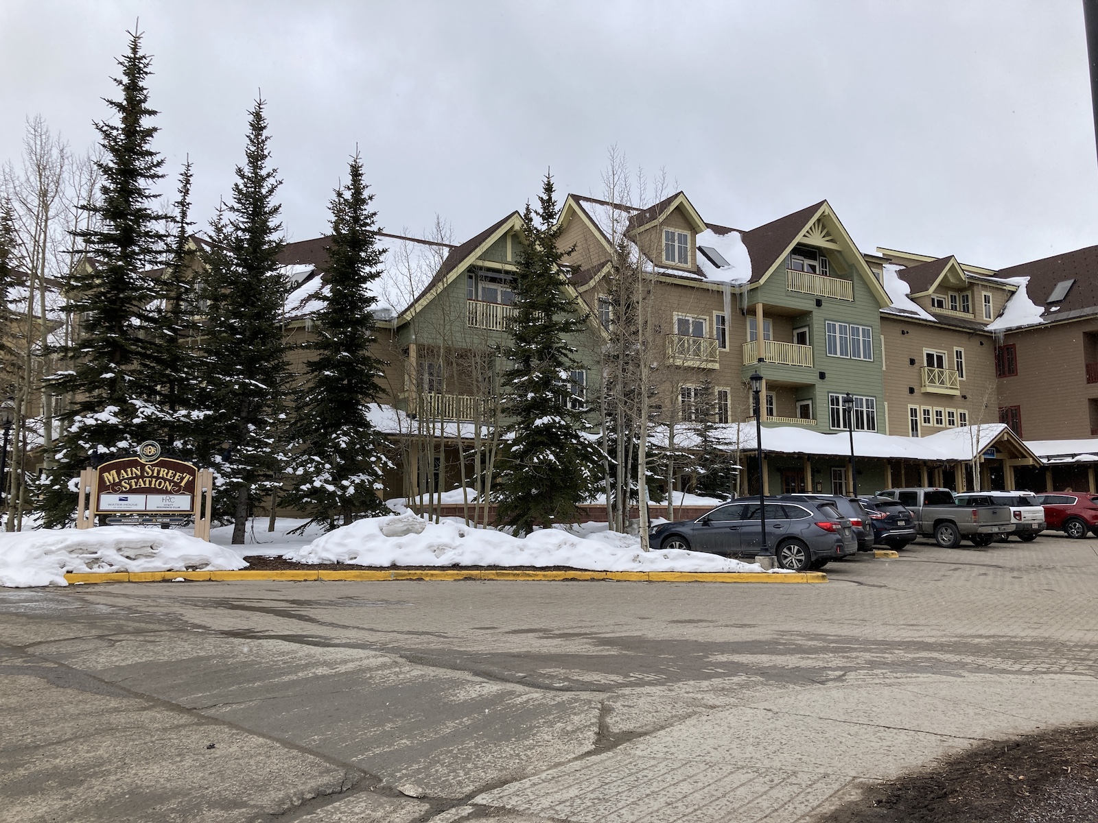 Hyatt Residence Club Breckenridge Review - Ski Resort Meets Apartments
