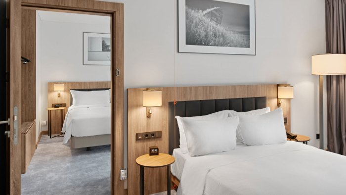 Hilton Book Confirmed Connecting Rooms
