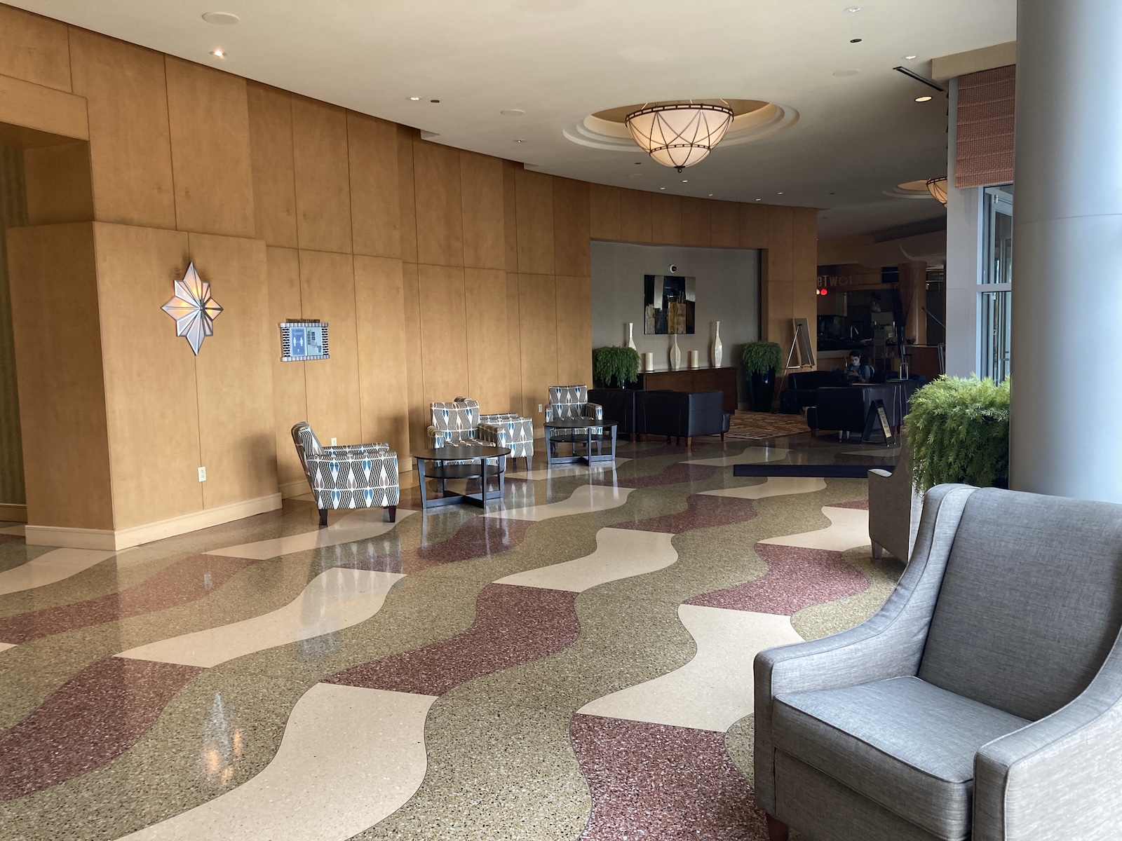 Hyatt Rosemont Review – Decent Hotel Near Chicago O’Hare