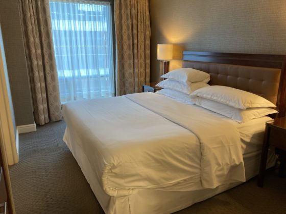 Sheraton Suites Calgary Eau Claire Review – We Really Liked It