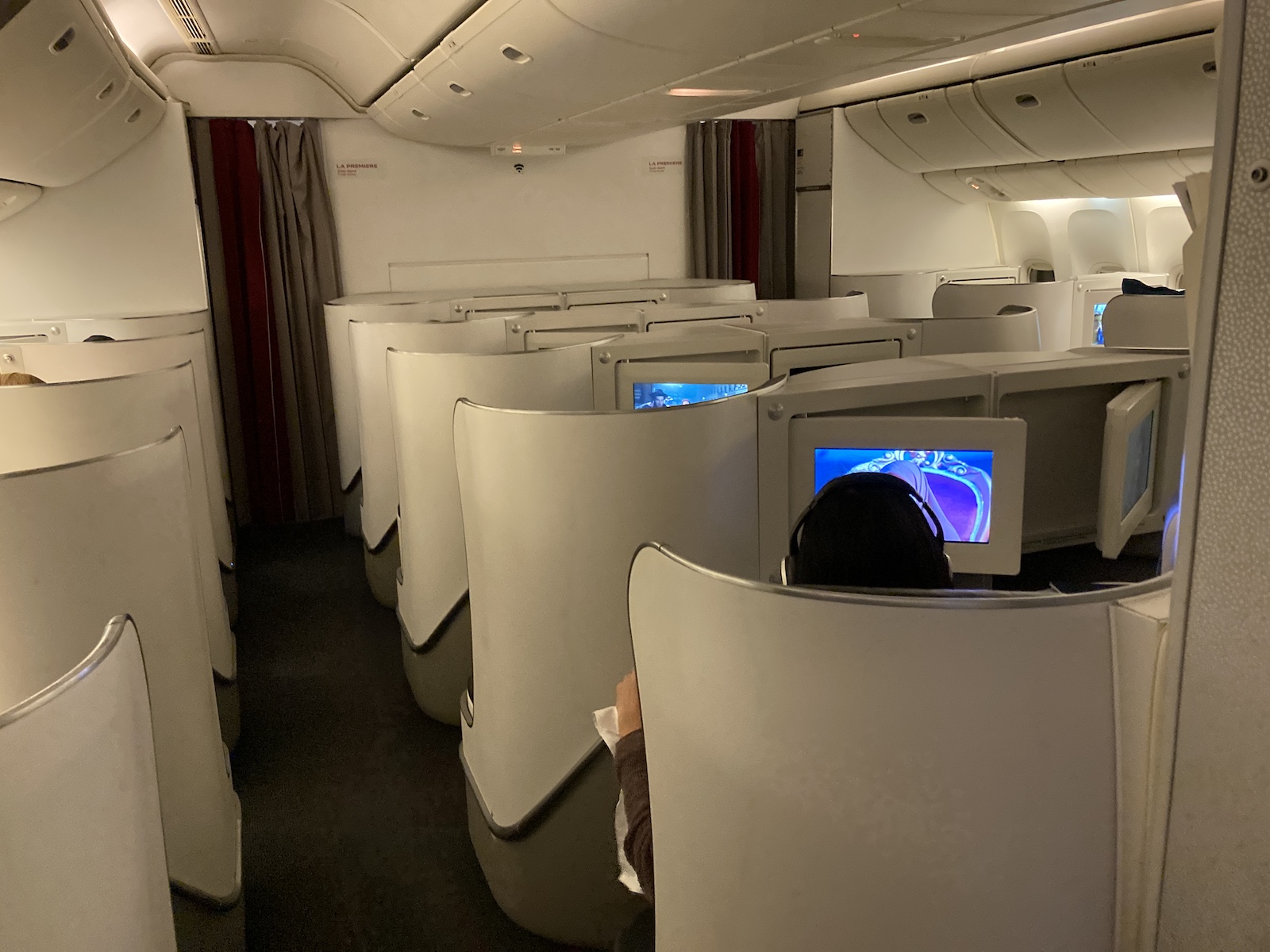 Air France Business Class Review: Boeing 777 Mexico City To Paris