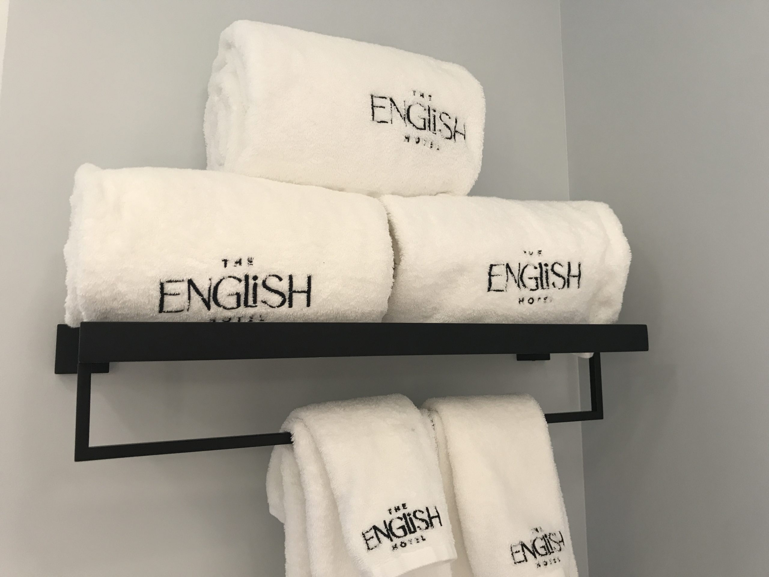 English hotel las vegas towels