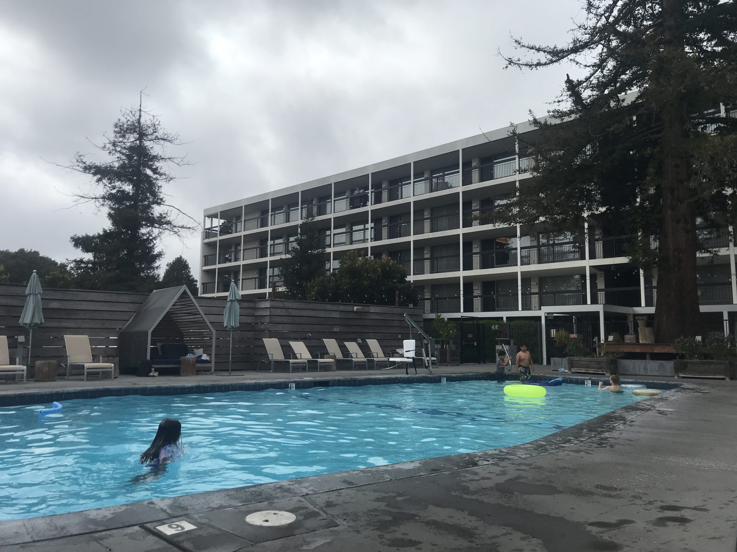 Hotel Paradox Santa Cruz Pool