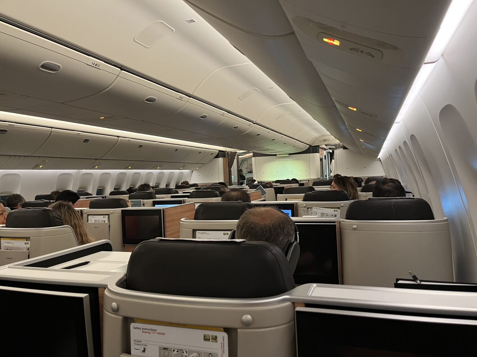 SWISS 777 Business Class Review - The One Thing That Sets It Apart ...