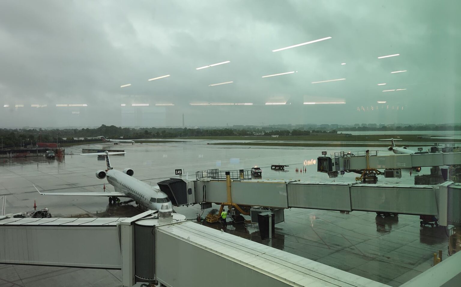 American Alaska Delta United - DCA Admirals Club 15 BHa 1536x956 