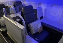 JetBlue Mint Review: Cross-Country Comfort Thanks to “Move to Mint” a seat in a plane