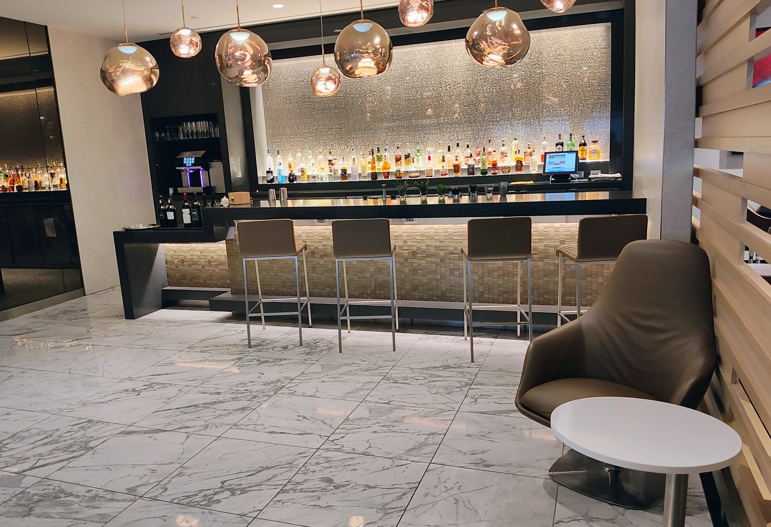 Flagship First Dining