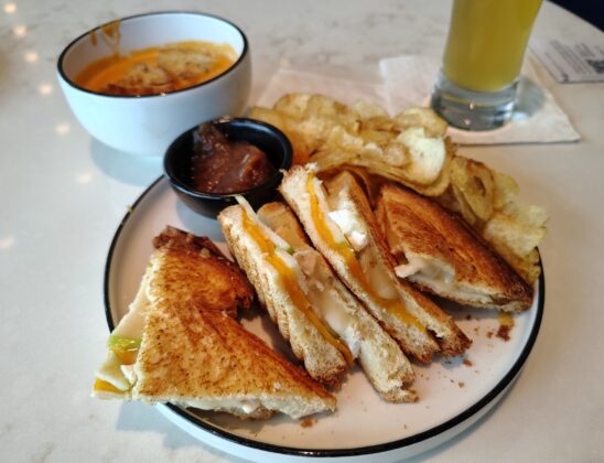 Philadelphia Airport Lounge