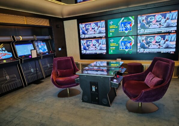 Philadelphia Airport Lounge