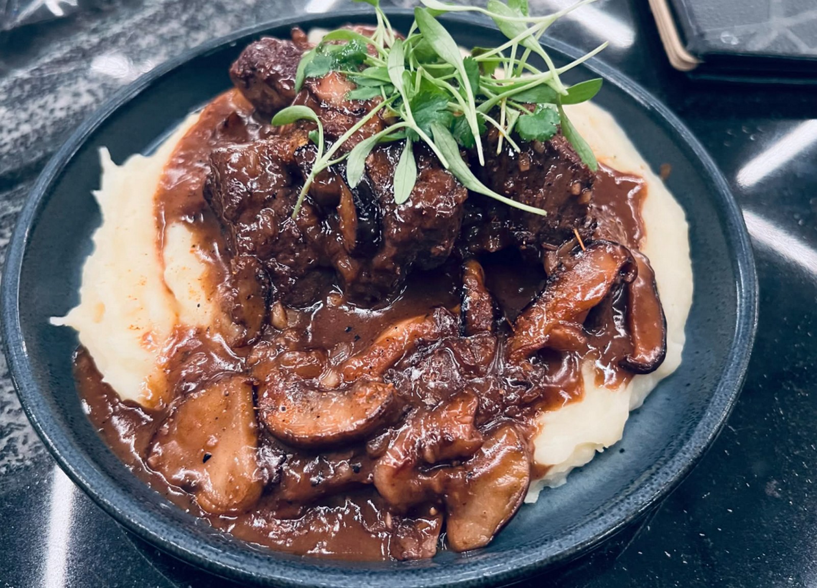 Using Hilton Quarterly Credits