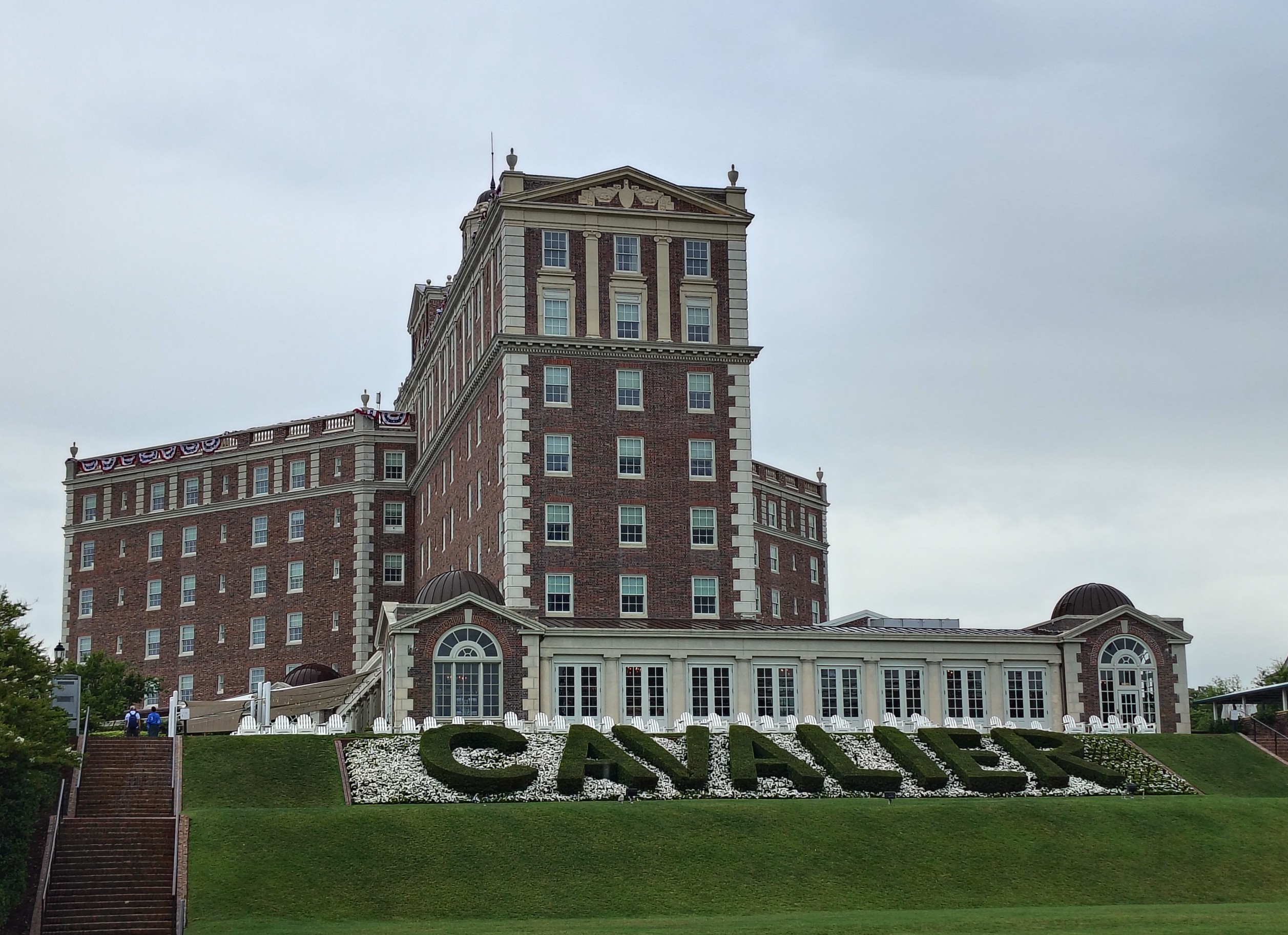 Historic Cavalier Hotel